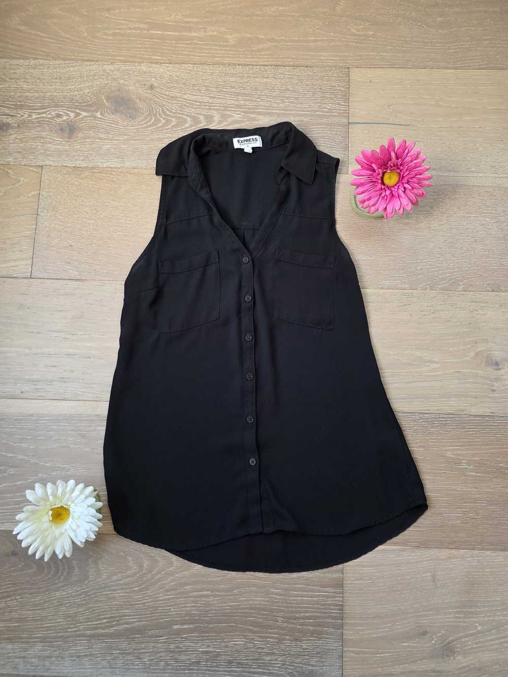 Express Black Sleeveless Button-Front Blouse